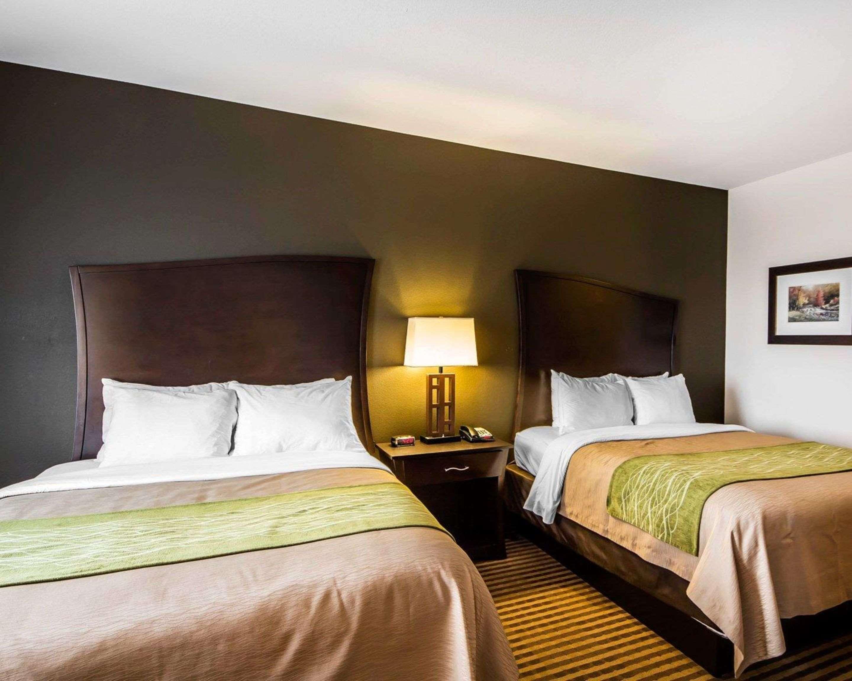 Alva Comfort Inn & Suites מראה חיצוני תמונה