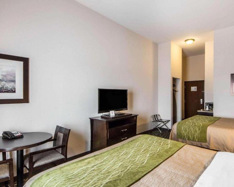Alva Comfort Inn & Suites מראה חיצוני תמונה