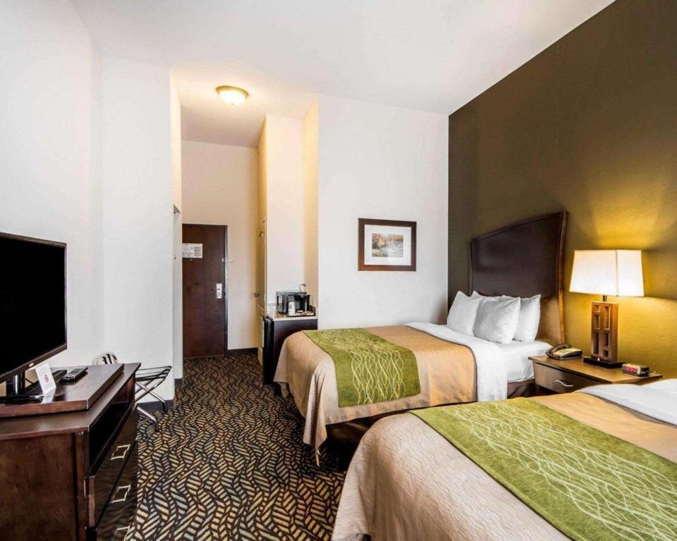 Alva Comfort Inn & Suites מראה חיצוני תמונה