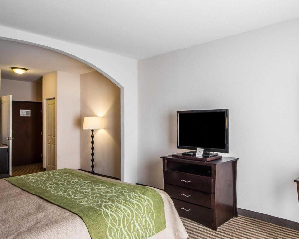 Alva Comfort Inn & Suites מראה חיצוני תמונה