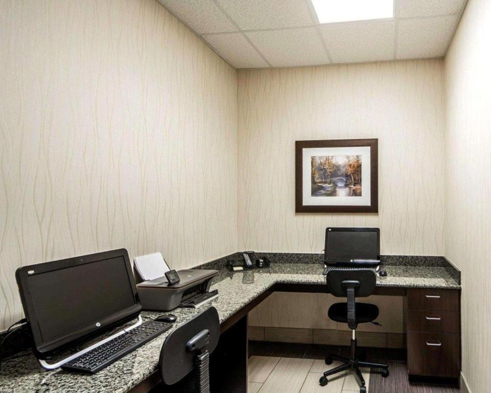 Alva Comfort Inn & Suites מראה חיצוני תמונה