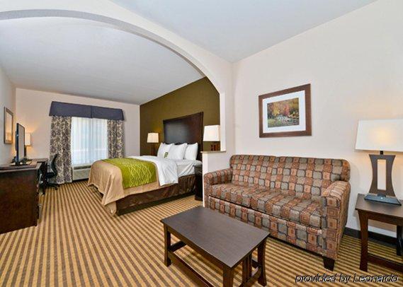 Alva Comfort Inn & Suites מראה חיצוני תמונה